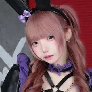 萌乃ねね