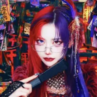 蛇喰ホムラ