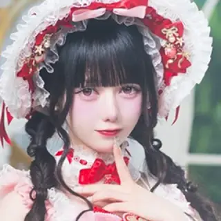 白咲りこ。