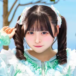 紬希わかな