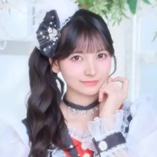 花城奈央