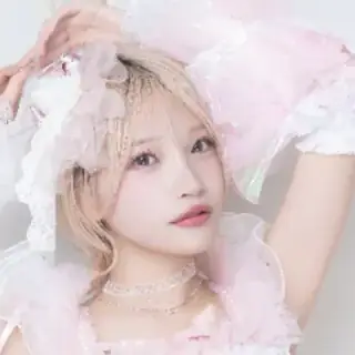 東條ゆりあ