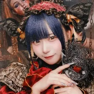 安楽ロロ