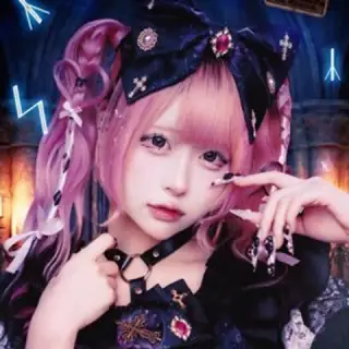 ナロン・ユルノ