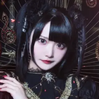 響羽リズ