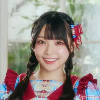 望月唯織