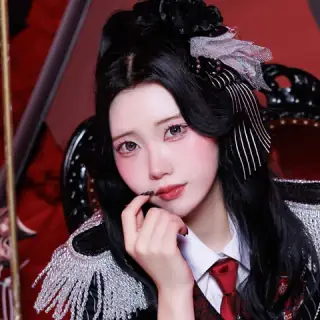 小鳥遊あみ