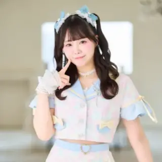 美波まお