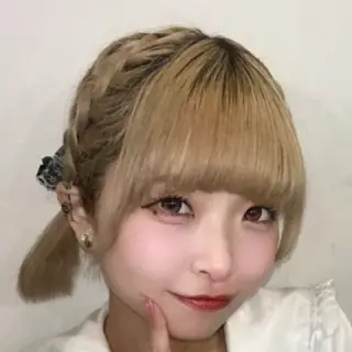 琴葉ひまな