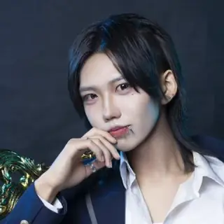 めろ