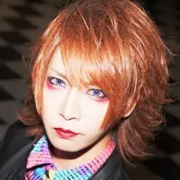 HIKARU.