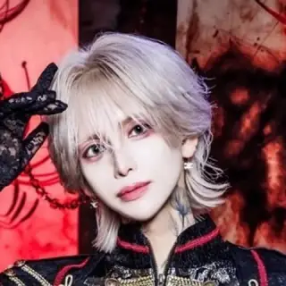 閻魔えな