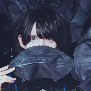 亞